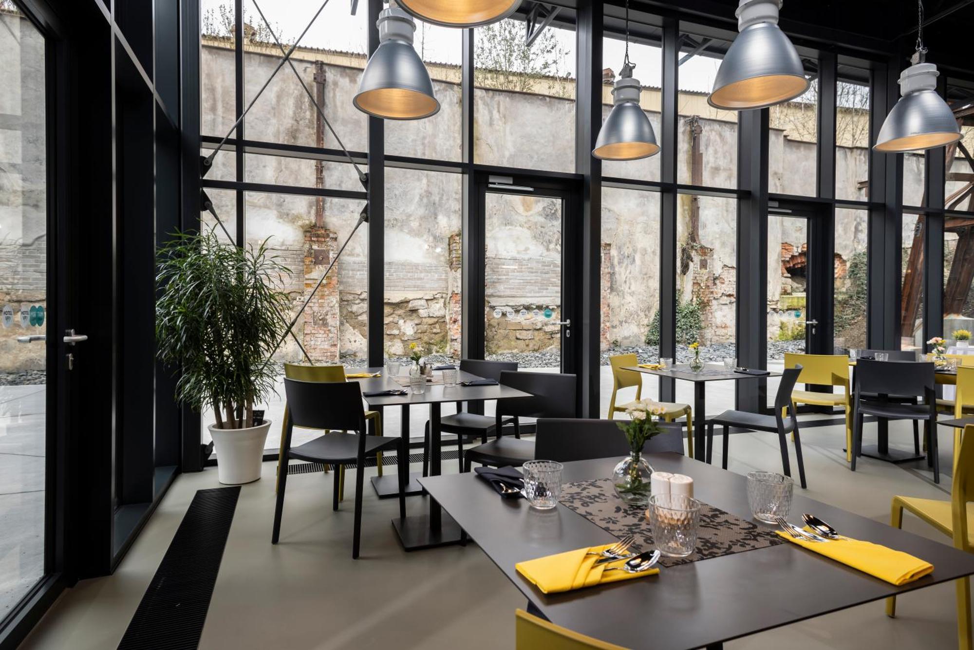 Hotel Vp1 Ostrava Luaran gambar